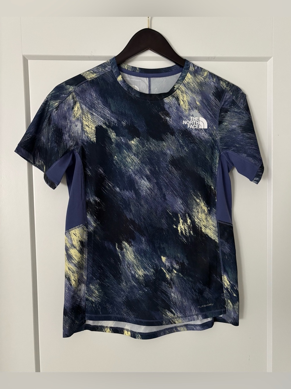 The North Face Sunriser Women’s Running  Short-Sleeve Shirt